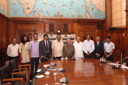 Expert Committee On Leveraging Panchayat Raj Institutions Call On President