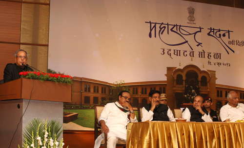 President Inaugurates New Maharashtra Sadan