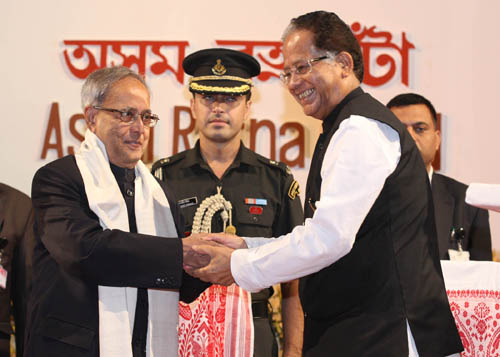 President Of India Presents Asom Ratna Award And Srimanta Shankardeva Award